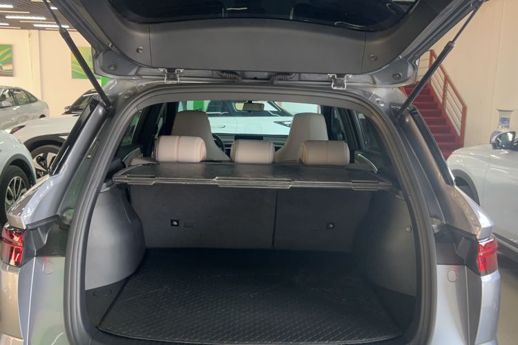 Used BYD Song Pro New Energy 2024 HONOR Edition DM-i 71KM Navigation Model