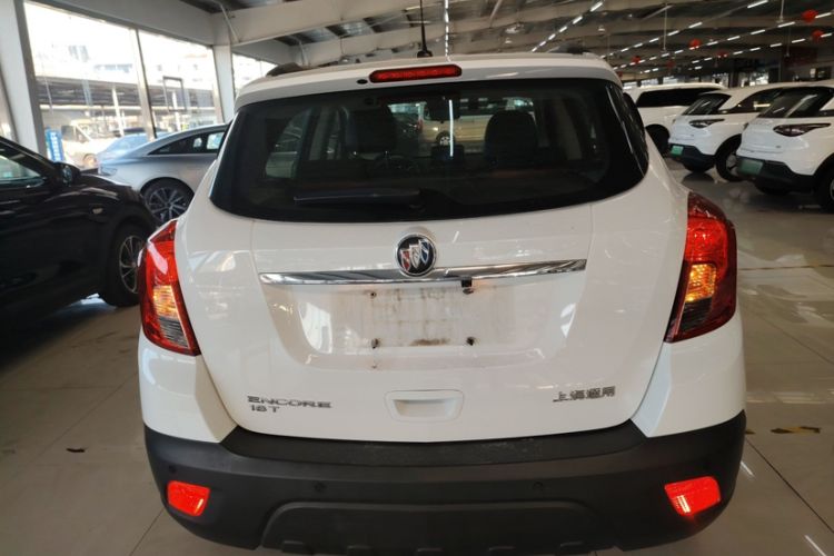 Used Buick Encore 2015 1.4T Automatic Two-Wheel Drive Urban Elite Version
