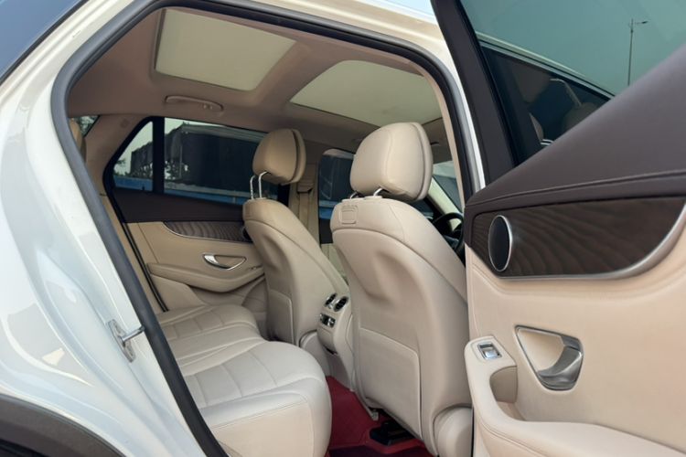 Used Mercedes-Benz GLC 2017 GLC 300 4MATIC Sport Edition
