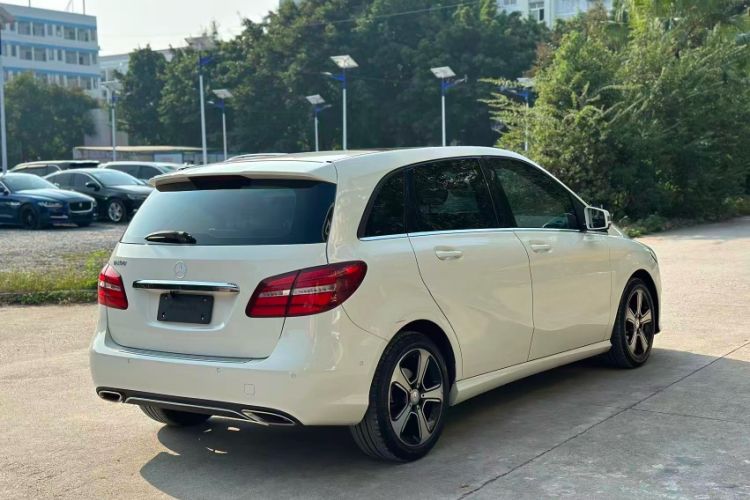 Used Mercedes-Benz B-Class 2015 B 200 Fashion Model
