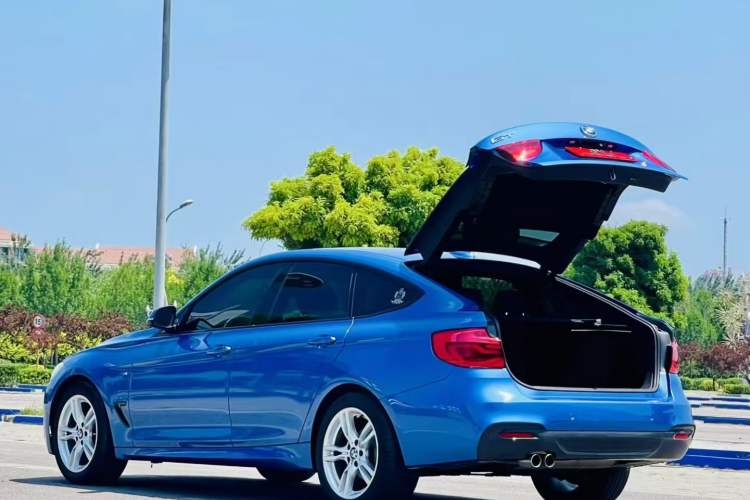 Used BMW 3 Series GT 2017 320i M Sport
