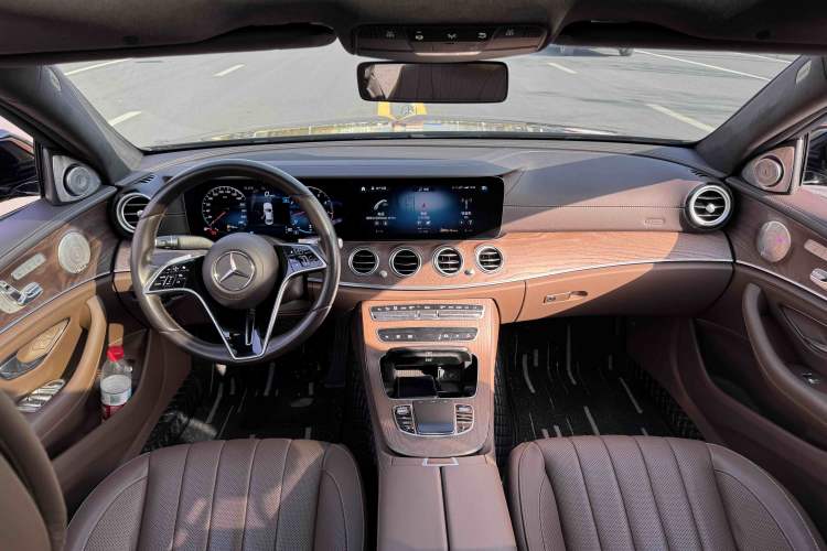 Used Mercedes-Benz E-Class 2021 E 300 L Luxury Model
