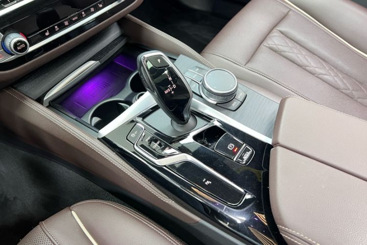 Used BMW 5 Series 2022 530Li Leading Model M Sport Package