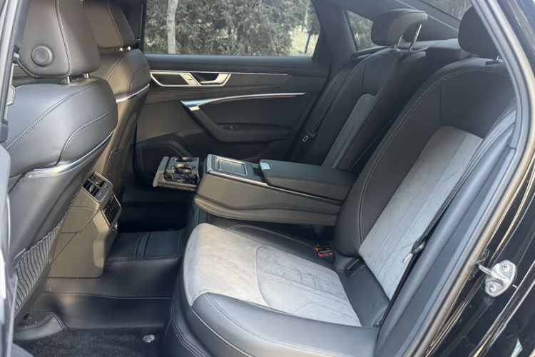 Used Audi A6L 2024 45 TFSI quattro Prestige Dynamic Edition
