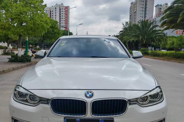 Used BMW 3 Series 2017 320Li Fashion Model

