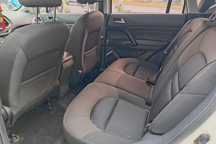 Used GAC Trumpchi GS4 2015 200T G-DCT Elite Edition
