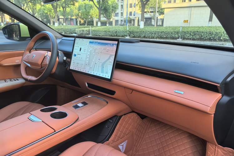 Used  S07 2023 620Max Pure Electric Version
