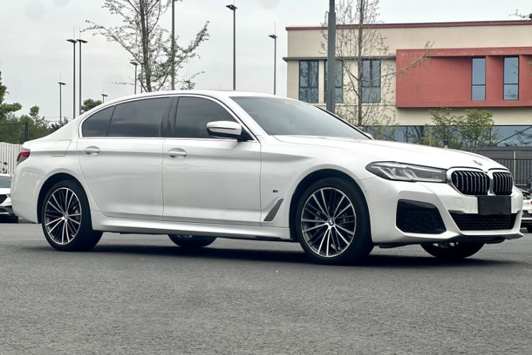 Used BMW 5 Series 2021 Facelifted 530Li Leading Edition M Sport Package
