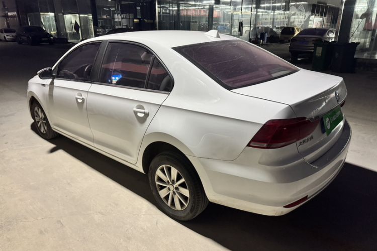 Used Volkswagen Santana 2016 1.4L Manual Fashion Edition
