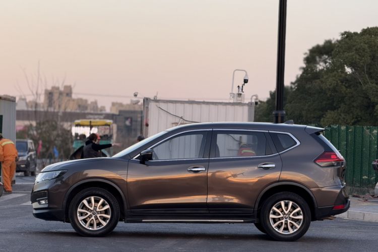 Used Nissan X-Trail 2019 2.0L CVT Smart Connect Comfort Edition 2WD