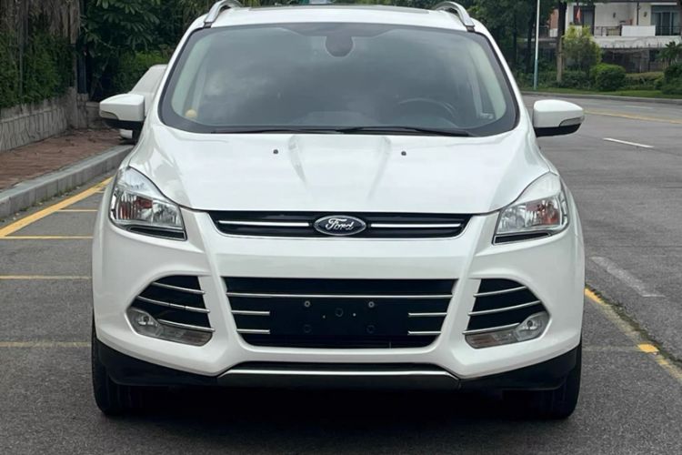 Used Ford Kuga 2015 2.0L GTDi Four-Wheel Drive Elite Model
