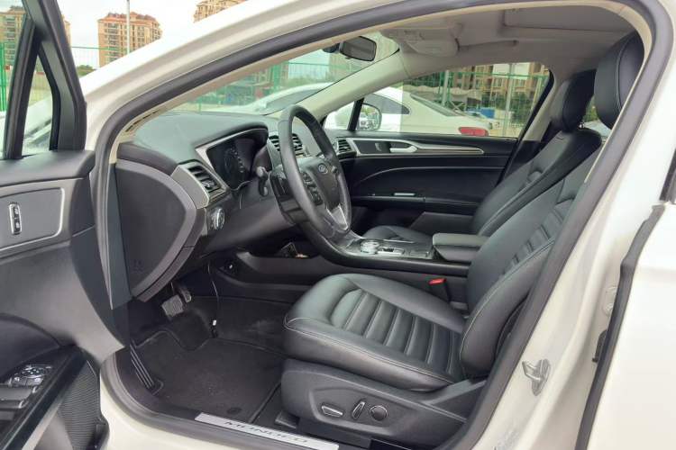 Used Ford Mondeo 2018 EcoBoost 180 Smart Control Fashion Model China V Standard
