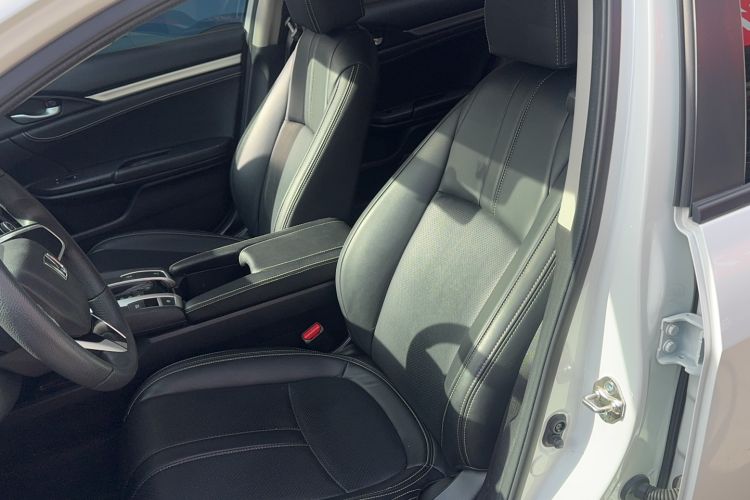 Used Honda Civic 2016 220TURBO CVT Luxury Edition