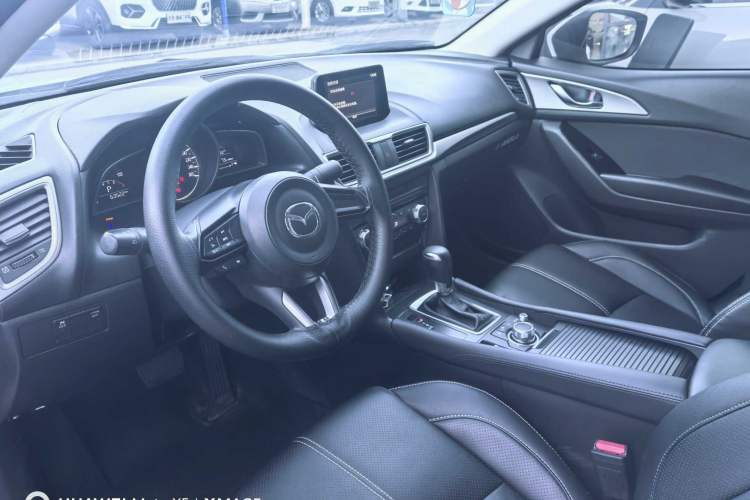 Used Mazda Mazda 3 Axela 2017 Sedan 1.5L Automatic Luxury Model Emission Standard China V
