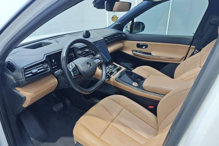 Used Nio ES8 2020 415 km Signature Edition 6-Seater Version
