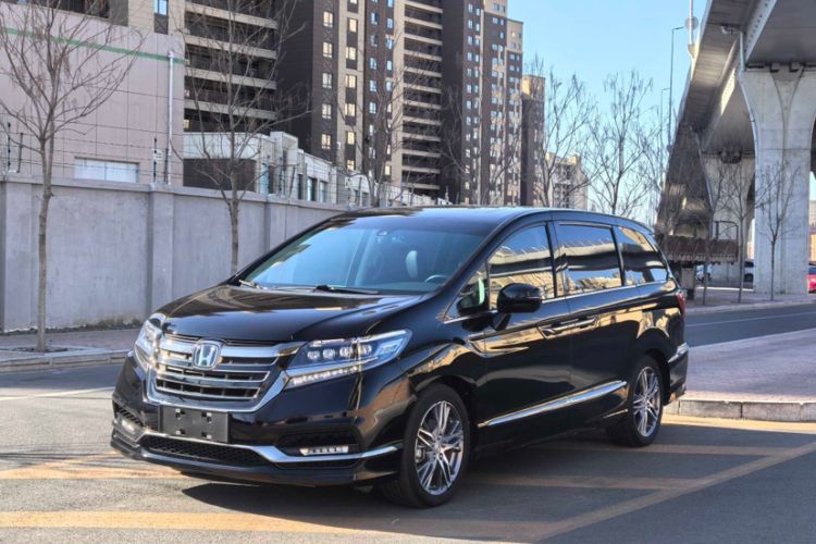 Used Honda Elysion 2019 2.0L Hybrid Luxury Edition