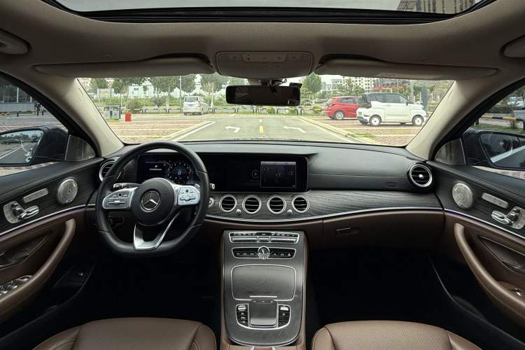 Used Mercedes-Benz E-Class 2019 Restyled E 300 L Sporty and Stylish Edition
