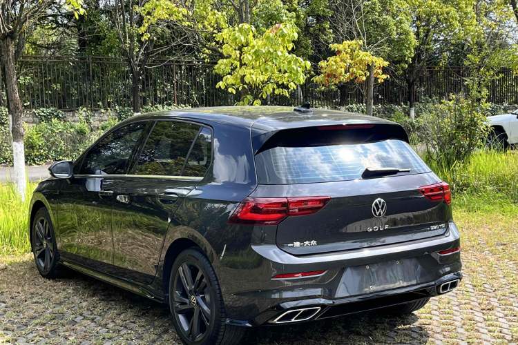 Used Volkswagen Golf 2023 Facelift 280TSI DSG R-Line Lite