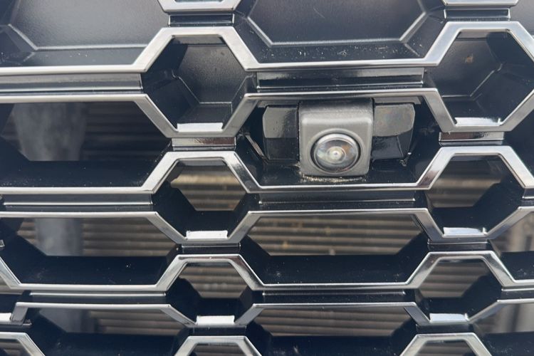 Used Wey VV6 2018 2.0T Two-Wheel-Drive Ultra-Luxury Version China V Standard
