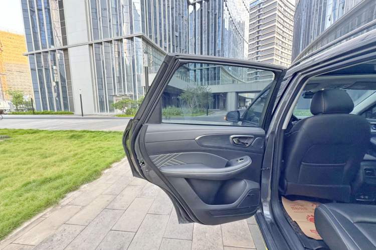 Used Roewe RX5 2021 PLUS 330TGI Automatic National Trend Intelligent Deluxe Edition
