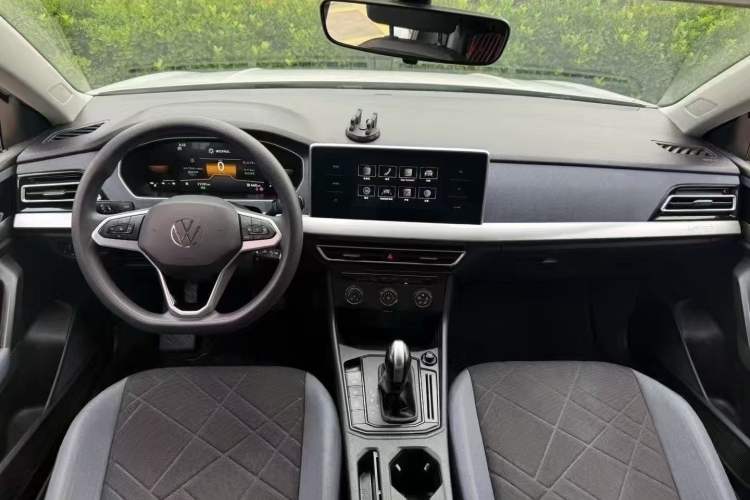 Used Volkswagen Lavida 2023 1.5L Automatic De Yi Edition
