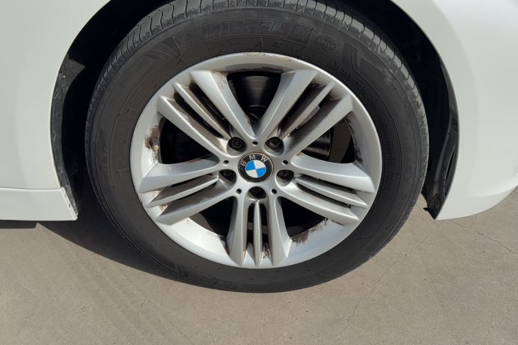 Used BMW 3 Series 2016 320Li Ambition Model
