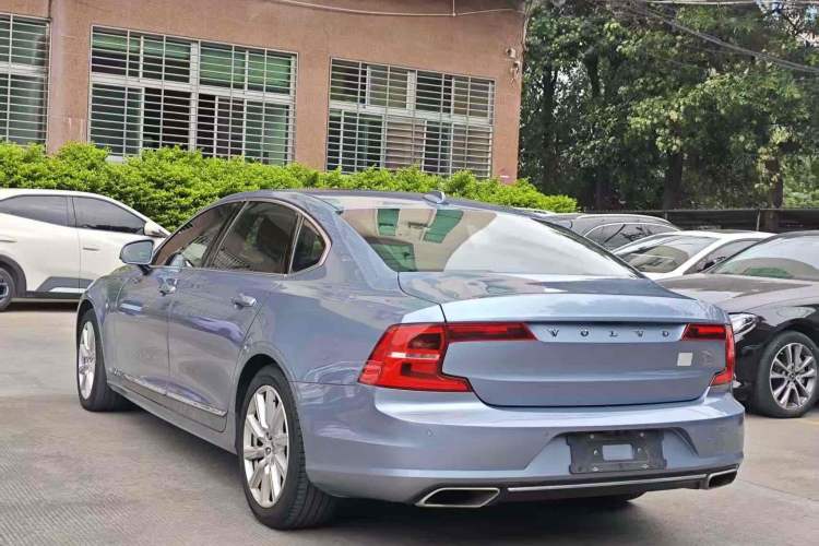 Used Volvo S90 2020 T5 Zhiyi Luxury Edition
