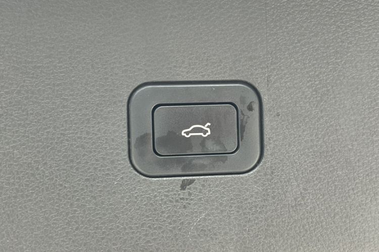 Used Hongqi HS5 2019 2.0T Smart Connect Flagship All-Wheel-Drive Version
