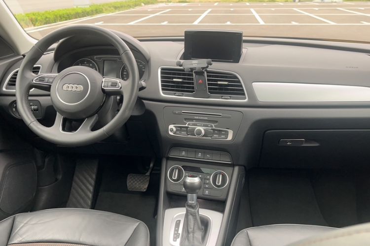 Used Audi Q3 2018 30th Anniversary Edition 30 TFSI Fashion Model
