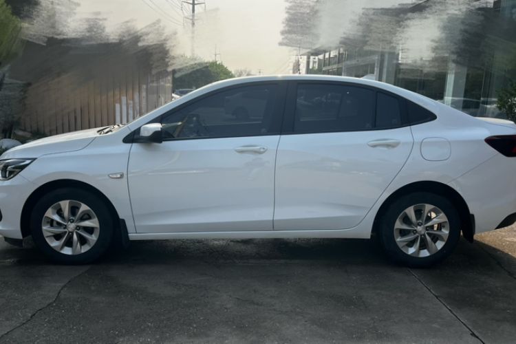 Used Chevrolet Cavalier 2022 325T Automatic Enjoyment Edition
