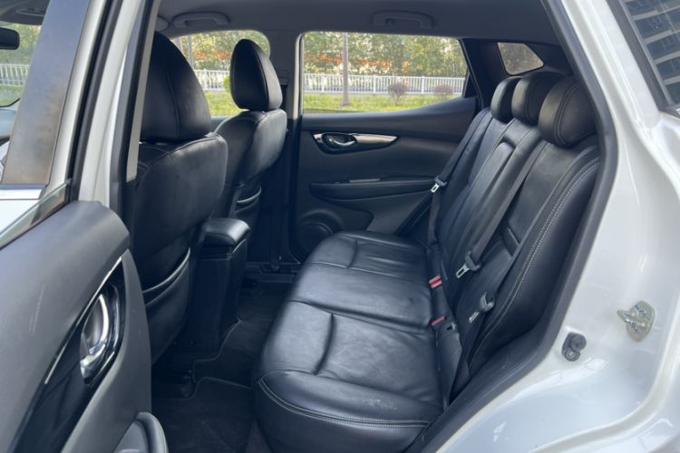 Used Nissan Qashqai 2016 2.0L CVT Elite Edition