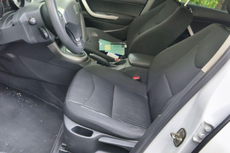 Used Peugeot 408 2013 2.0L Automatic Comfort Edition
