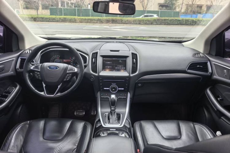 Used Ford Edge 2015 2.0T GTDi Four-Wheel Drive Prestige Model
