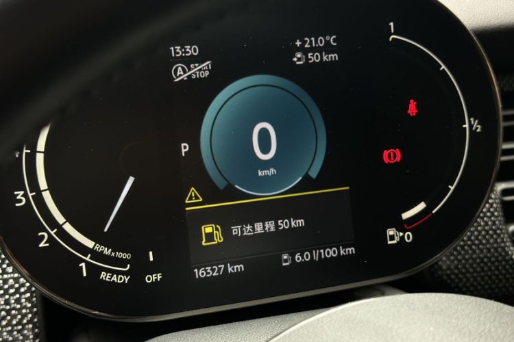 Used  MINI 2022 1.5T COOPER Classic Edition Five-Door Version
