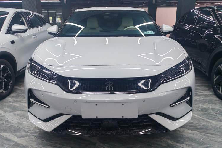 Used BYD Song L EV 2024 662 km Beyond Edition
