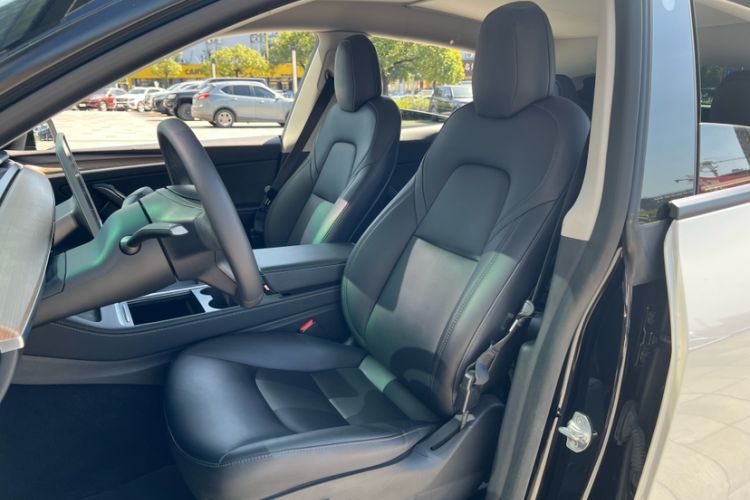 Used Tesla Model Y 2021 Standard Range Rear-Wheel Drive Version
