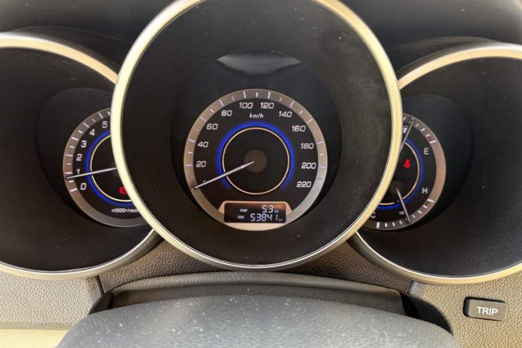 Used Changan Eado 2015 1.6L Manual Luxury Model China V Standard
