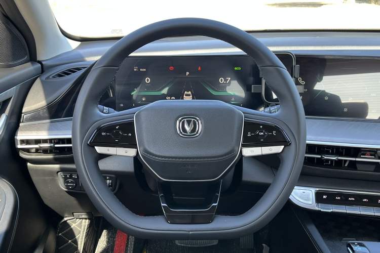 Used Changan Eado 2022 PLUS Blue Whale NE 1.4T GDI DCT Flagship Edition
