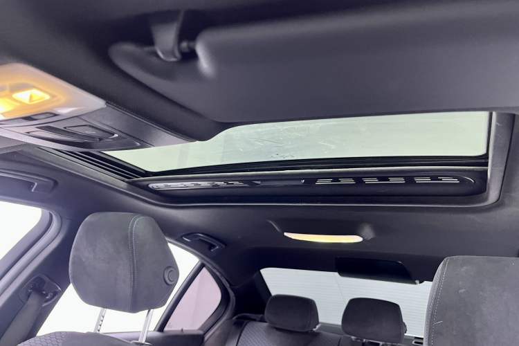 Used BMW 3 Series 2018 320i M Sport Package
