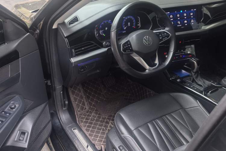 Used Volkswagen Passat 2023 Restyled 330TSI Starry Luxury Edition
