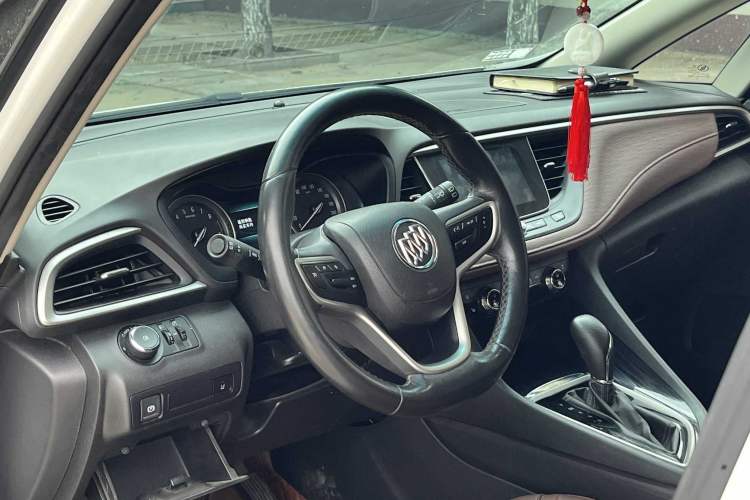 Used Buick GL6 2019 18T 6-Seater Connected Luxury Version China VI Standard
