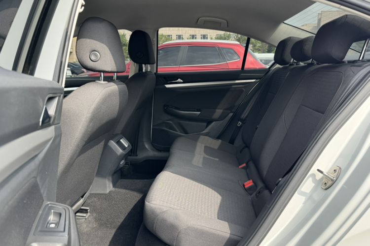 Used Volkswagen Bora 2020 1.5L Automatic Fashion Edition
