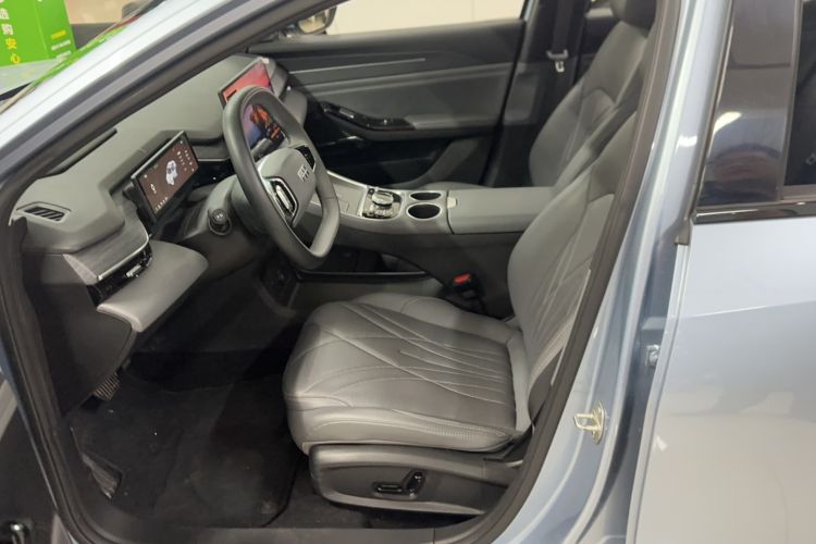 Used  L6 2025 EM-i 140km Starship Edition