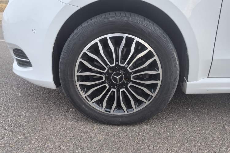 Used Mercedes-Benz V-Class 2017 V 260 L Prestige Extended Edition