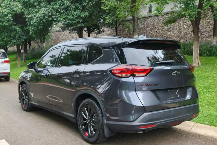 Used Chevrolet Orlando 2020 Light Hybrid Redline 530T Automatic Enjoyment Edition (5+2 Models)
