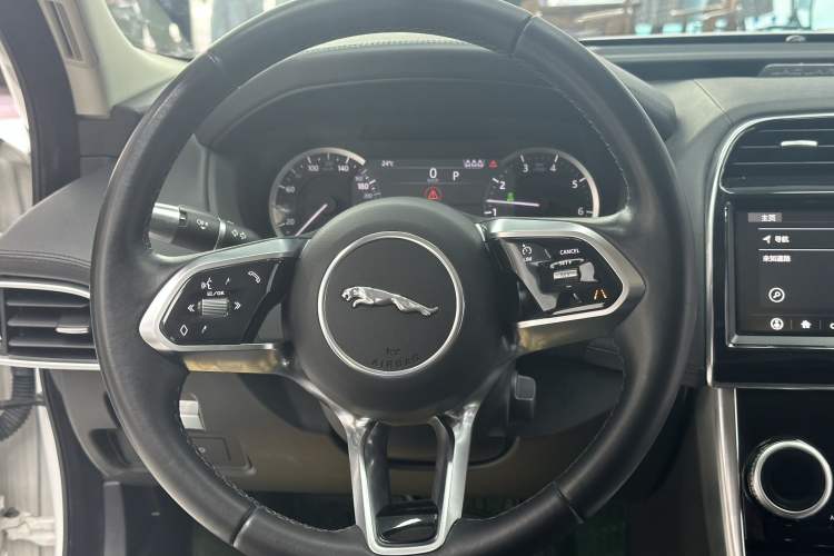 Used Jaguar XEL 2020 2.0T 200 PS S Advanced Elegance Edition
