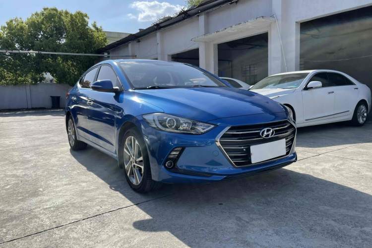Used Hyundai Elantra 2016 1.6L Automatic ZhiXuan – Elite Version
