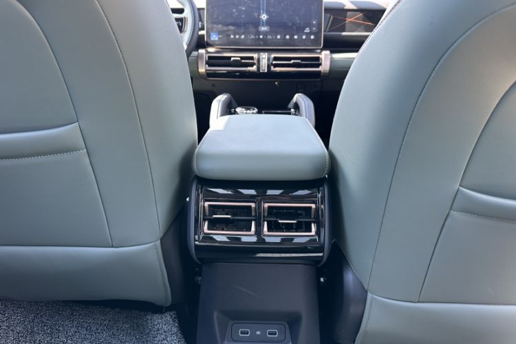 Used  03 2024 472km Four-Wheel Drive Long-Range Version
