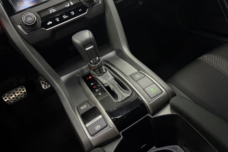 Used Honda Civic 2021 HATCHBACK 220TURBO CVT Trendy Cool Edition