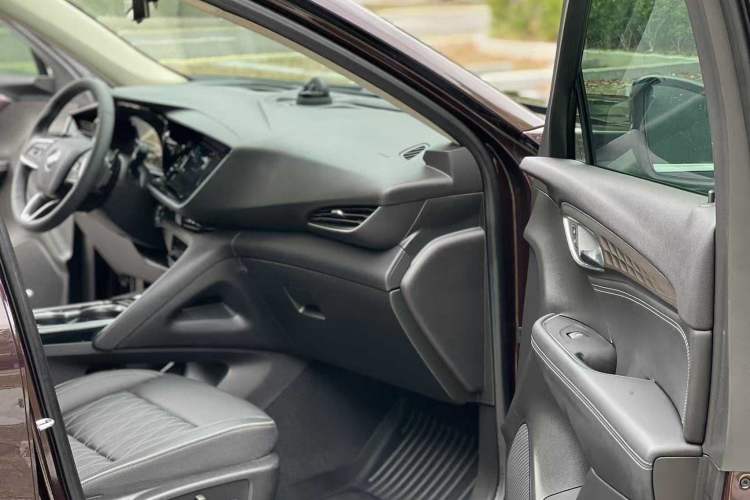 Used Buick Envision 2020 Encore S 652T All-Wheel-Drive Avenir
